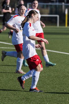 Bild 90 - wBJ SV Wahlstedt - SV Henstedt Ulzburg : Ergebnis: 0:1